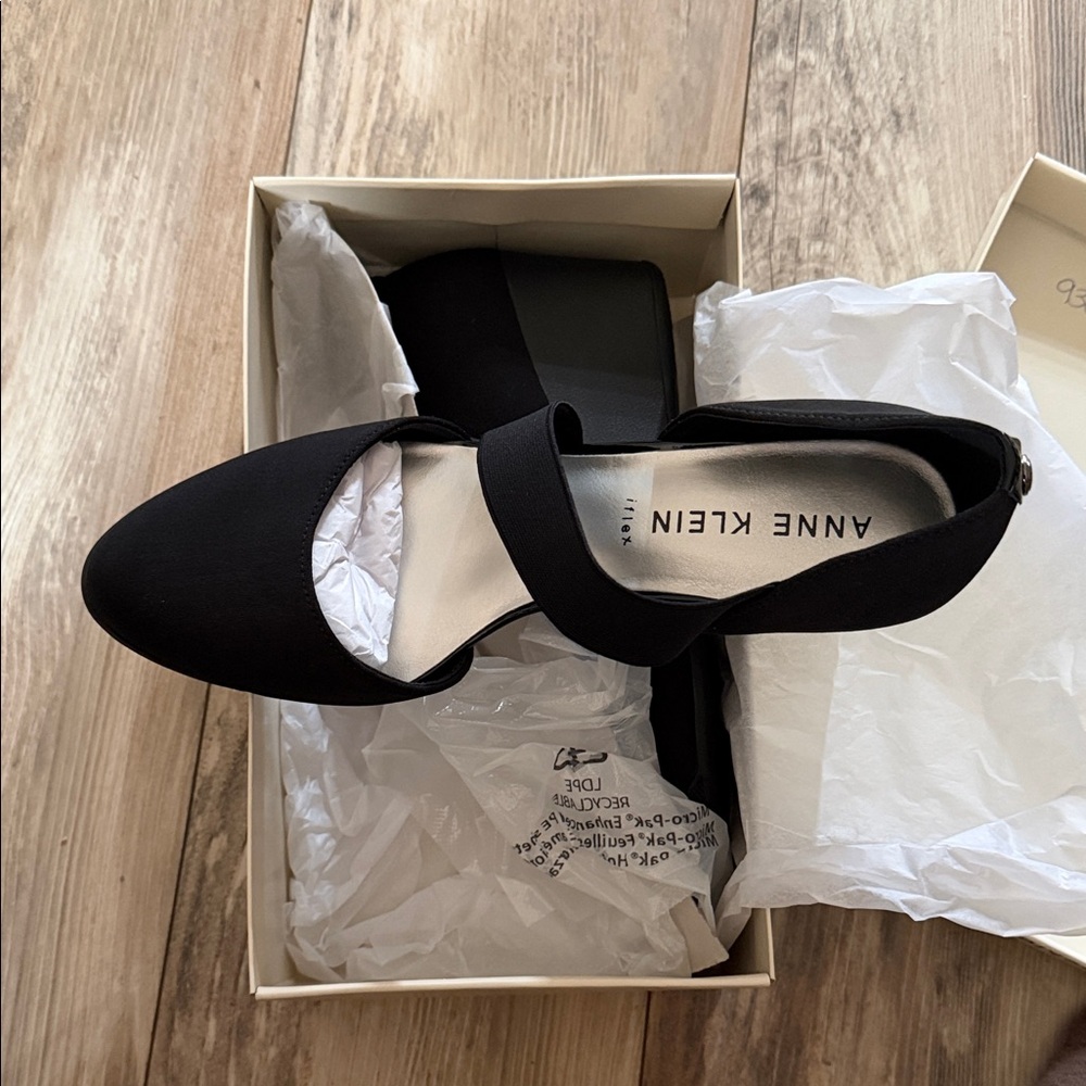 Anne Klein Elegant Black Heels